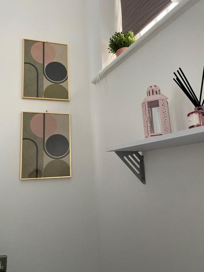 Central Leeds Townhouse With Private Roof Garden Sleeps 4 Luaran gambar